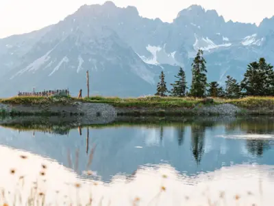 Diventa un HENRI Early Bird e risparmia sulla tua vacanza in montagna con la nostra tariffa di prenotazione anticipata.