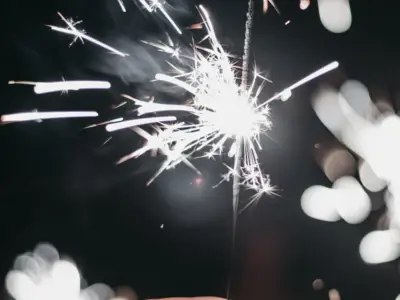 Aspettiamo le feste con vista sulle montagne! Venite a trovarci a Natale o a Capodanno e vivete il periodo più accogliente dell'anno come mai prima d'ora!